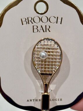NWT Anthropologie Tennis Racket Brooch – Gold Tone with Pearl & Onyx Detail